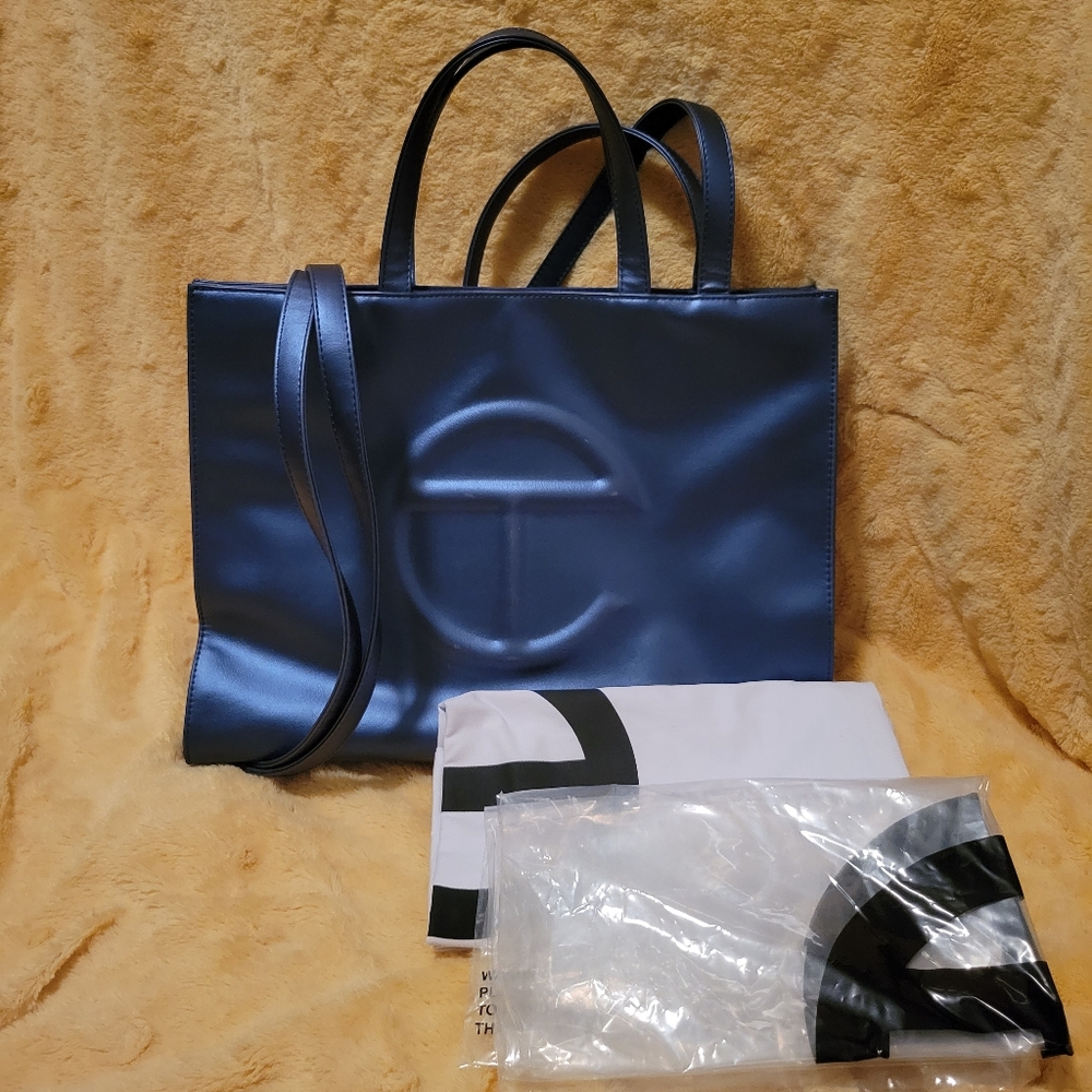 100% Authentic Telfar Medium Bag